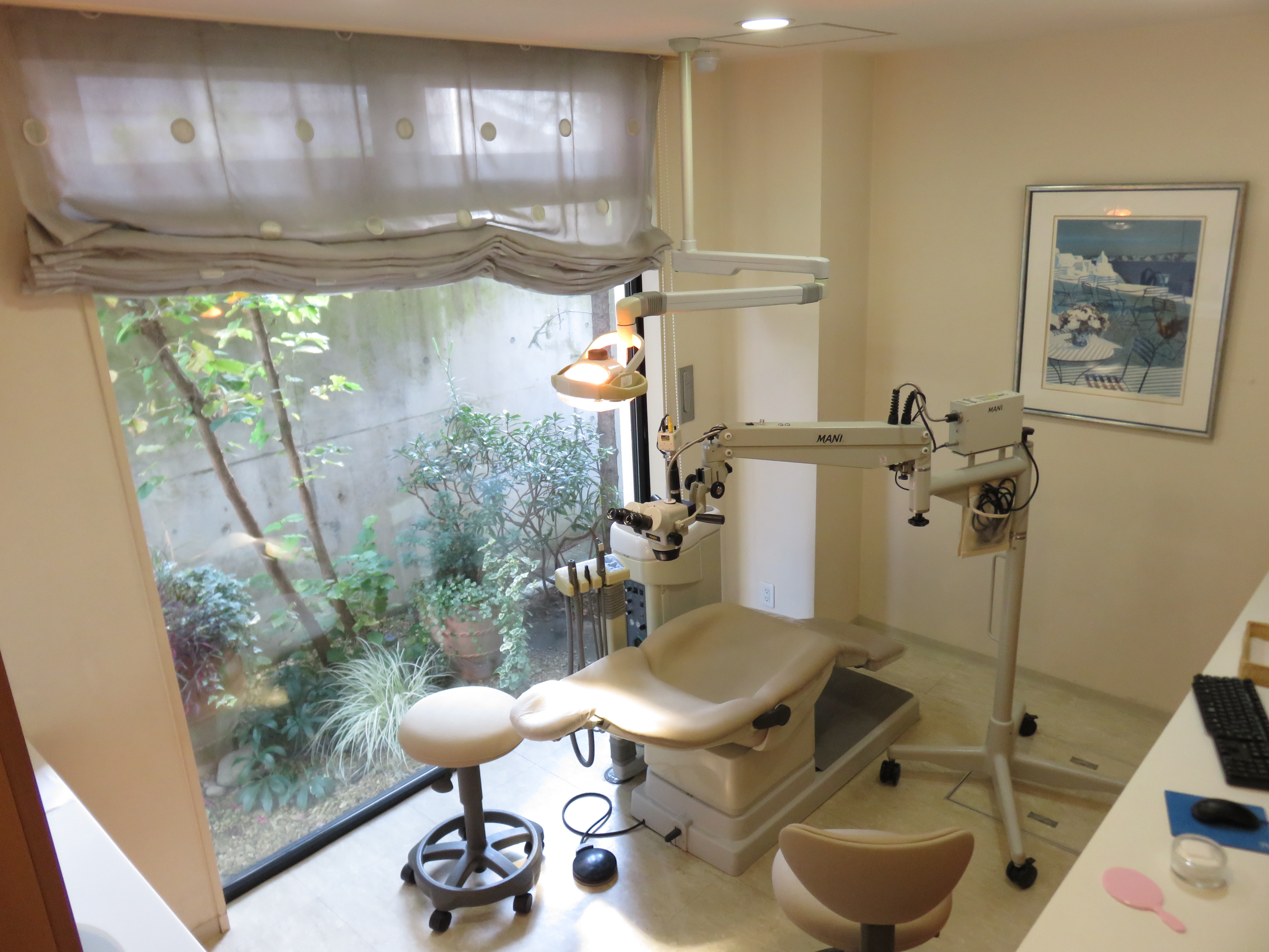 プライバシーに配慮した診療室のあるつるみ矯正歯科